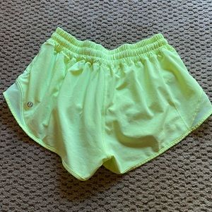 Lululemon short size 6